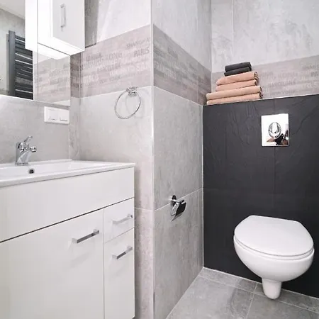 Apartament Bernardo Lux *