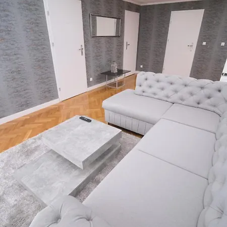 Bernardo Lux Karpacz