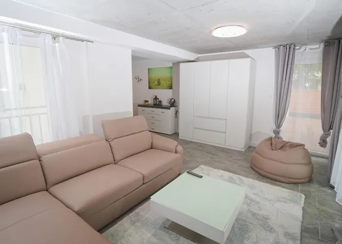 Apartment Bernardo Lux *