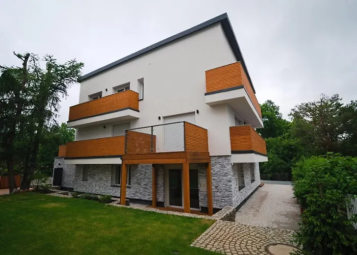 Bernardo Lux Apartment *